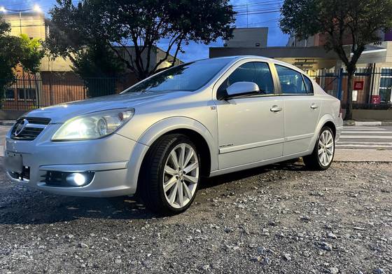 CHEVROLET VECTRA 2.0 MPFI ELEGANCE 8V FLEX 4P MANUAL